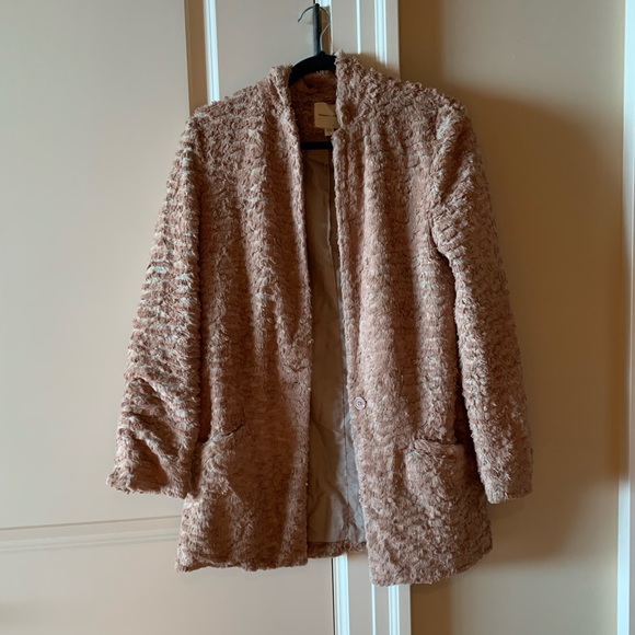 Tan fall/winter jacket - Picture 1 of 2